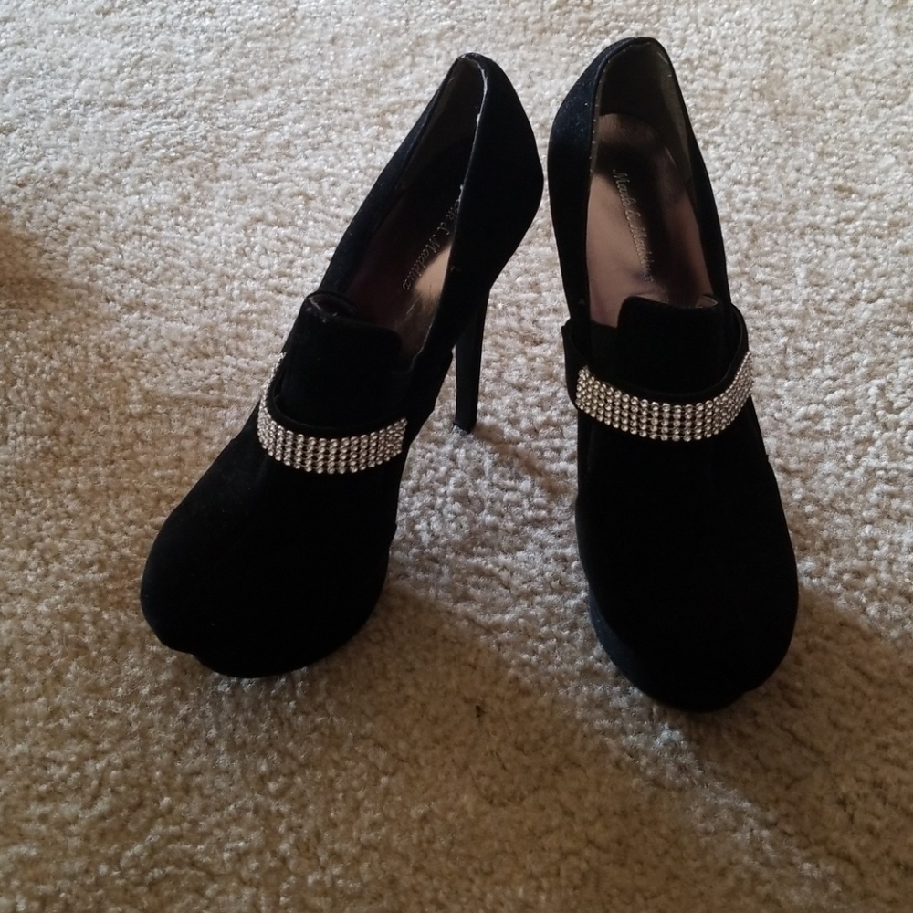 Black stiletto